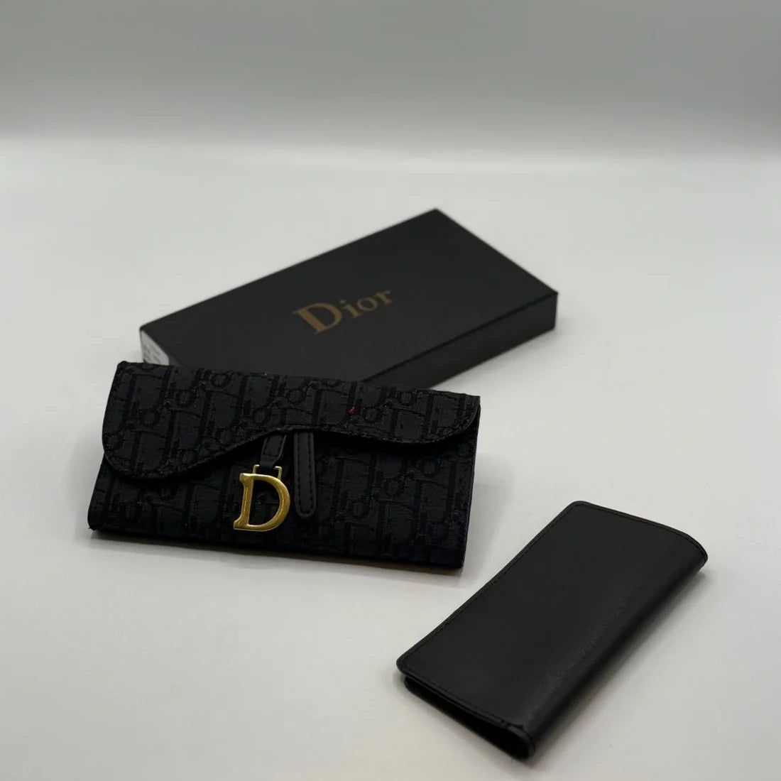 DI Black