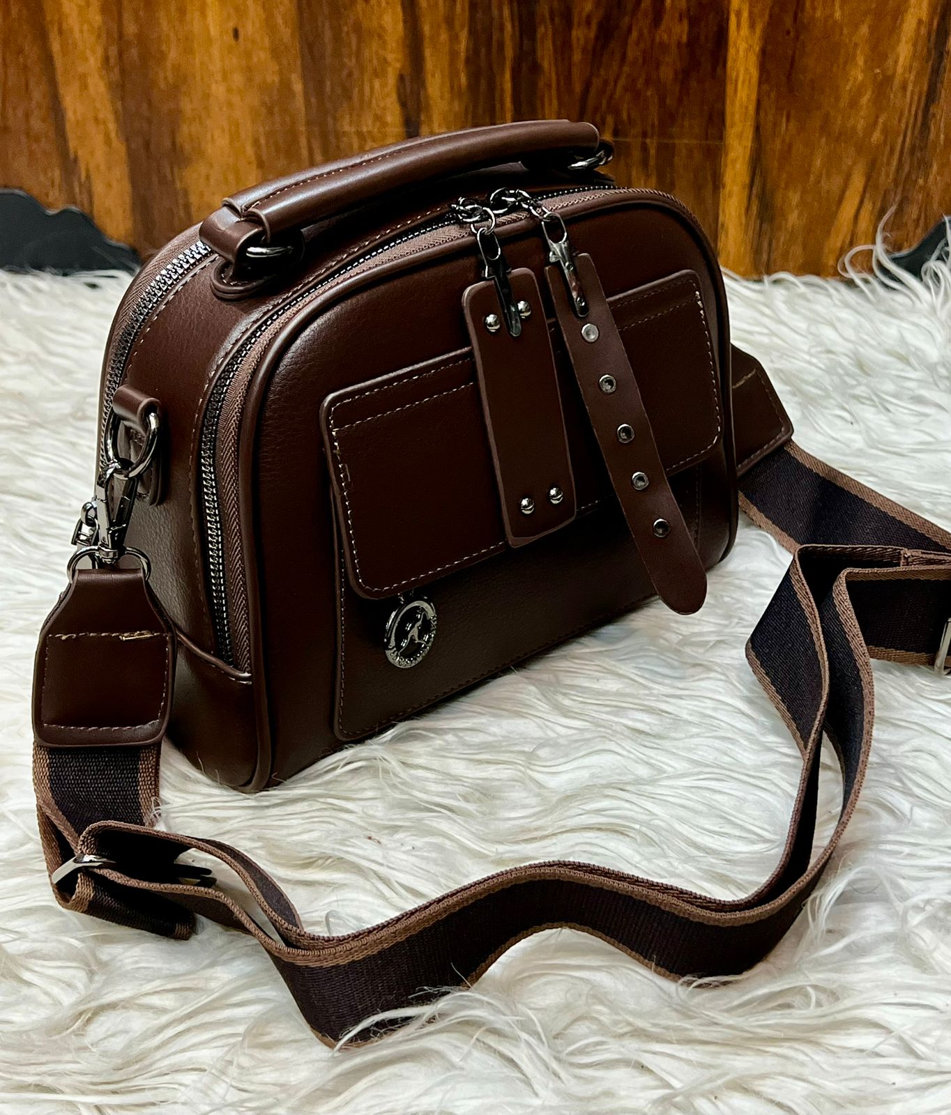 🎀 BRANDED HANDBAG & CROSSBODY For WOMEN ( BEST FOR OFFICE USE )🎀