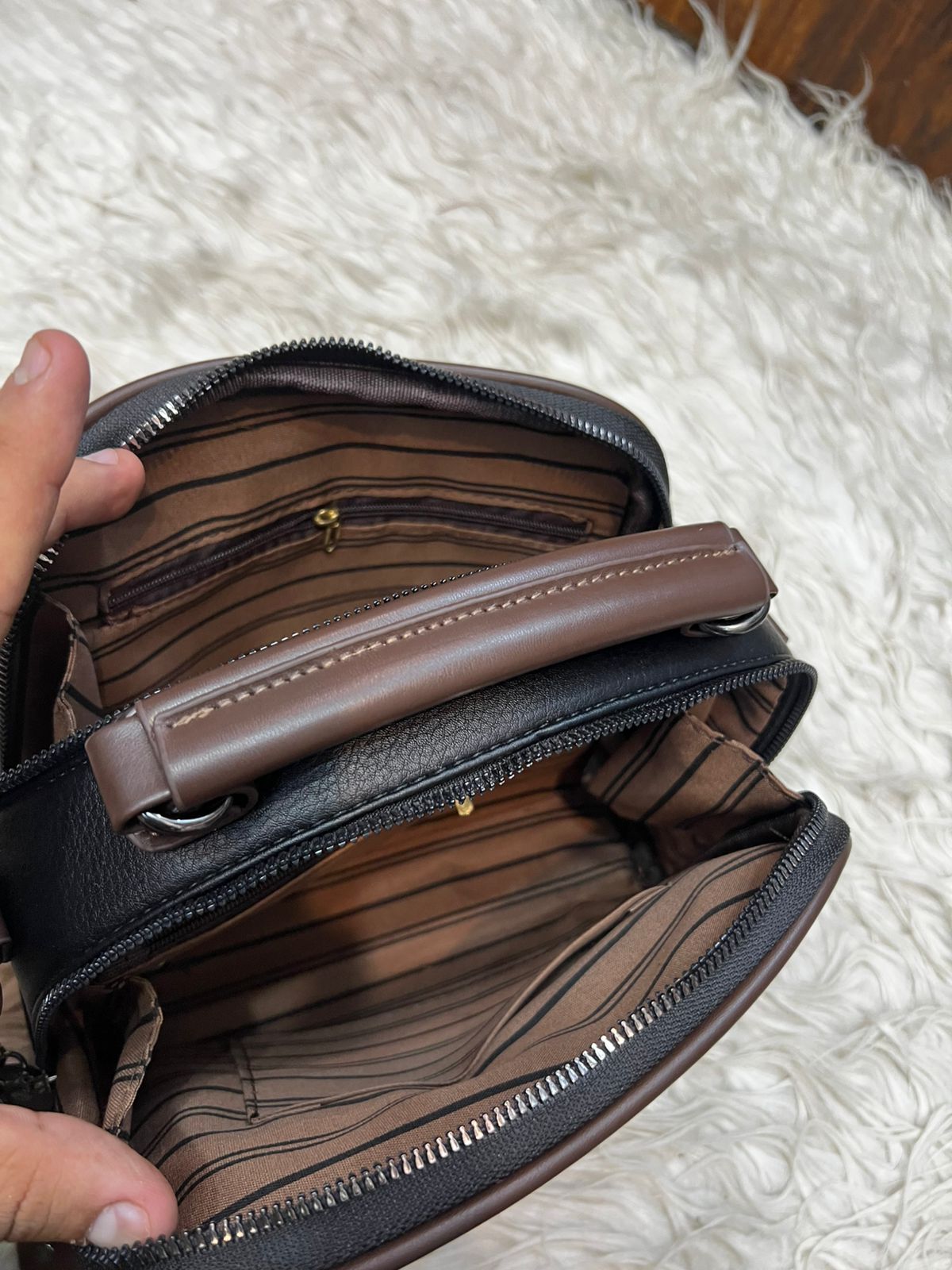 🎀 BRANDED HANDBAG & CROSSBODY For WOMEN ( BEST FOR OFFICE USE )🎀