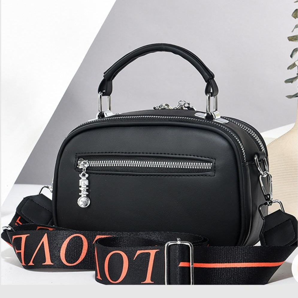 🎀 IMPORTED BRANDED HANDBAG & CROSSBODY For WOMEN ( BEST FOR OFFICE USE )🎀