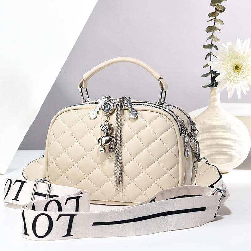 🎀 IMPORTED BRANDED HANDBAG & CROSSBODY For WOMEN ( BEST FOR OFFICE USE )🎀